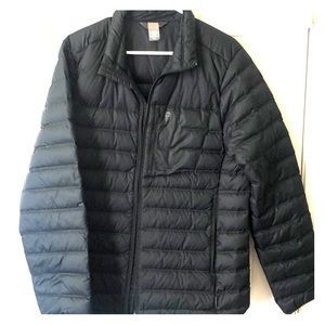 Mountain hard wear duck down zip up jacket.